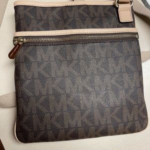 Michael Kors crossbody purse